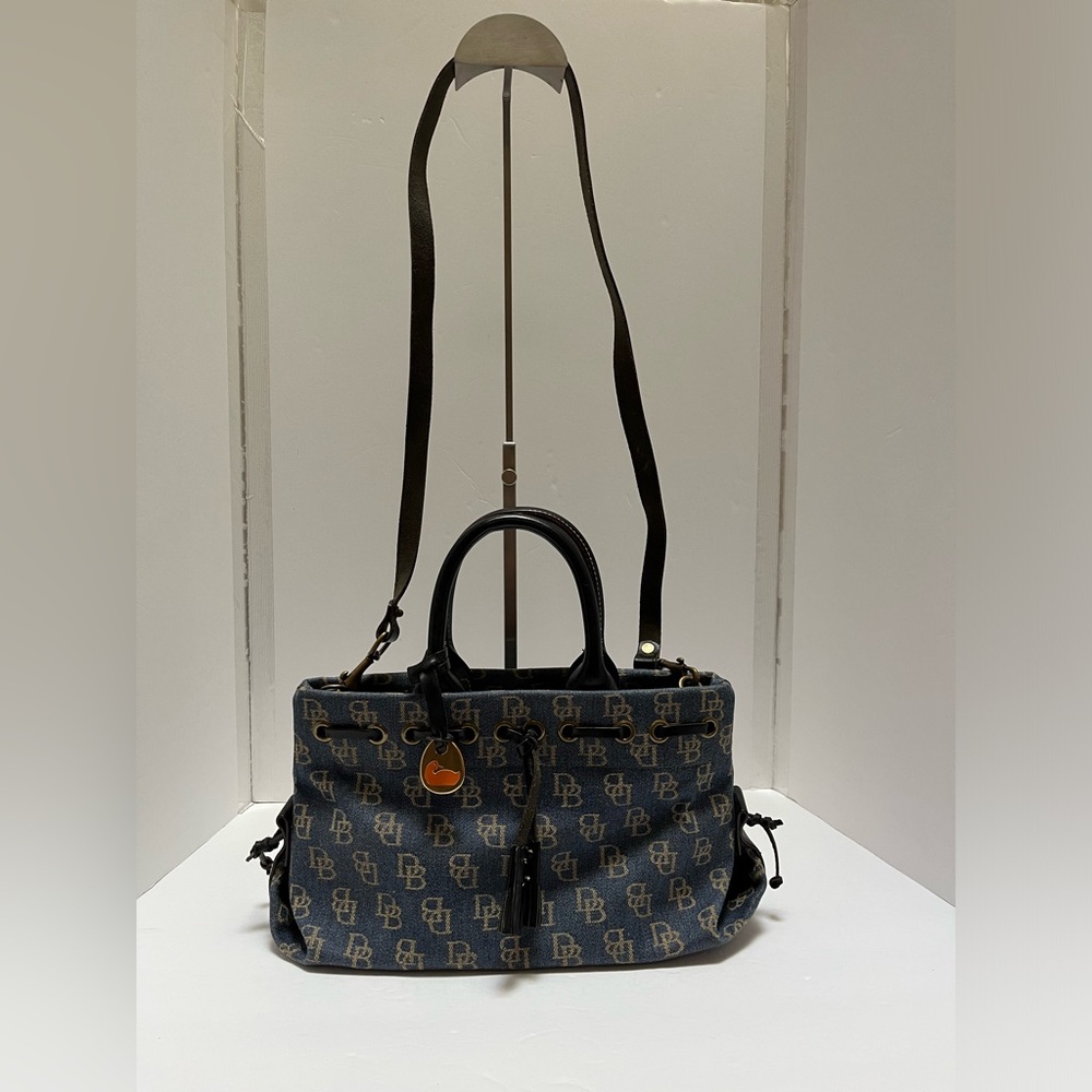 Dooney & Bourke Handbag/Purse Classic Vintage Db Logo